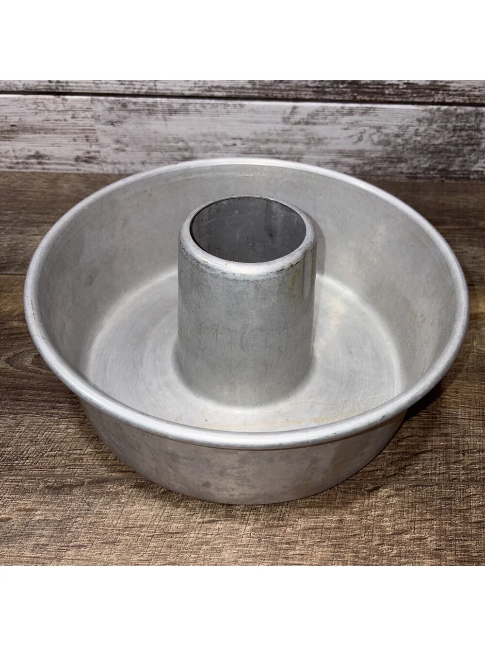 Vintage Wear-Ever Bundt Cake Angel Food Cake Aluminum Pan No. 5214 Heavy Duty.